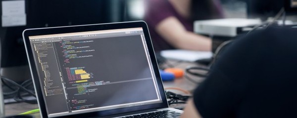 Java工程師 軟件設(shè)計與開發(fā)的核心角色